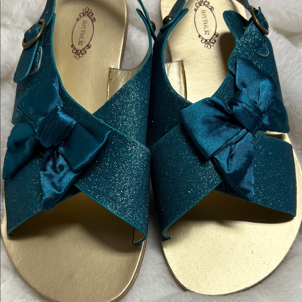 Joyfolie Glittery Teal Sandals with Bow, Big Girls Size 5